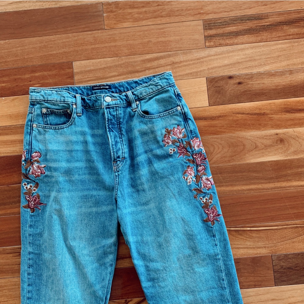 LUCKY BRAND floral embroidered jeans